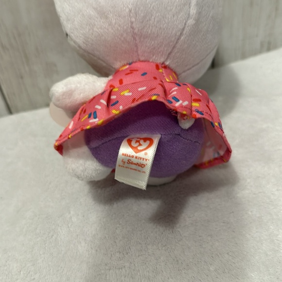 Ty HELLO KITTY plushy - Picture 4 of 4